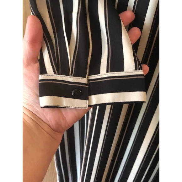 Black and White Collarless Striped Shirtdress - Picture 7 of 10